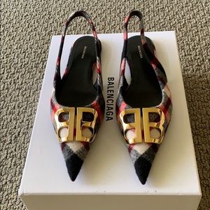 NIB Balenciaga Flannel Flats 36.5